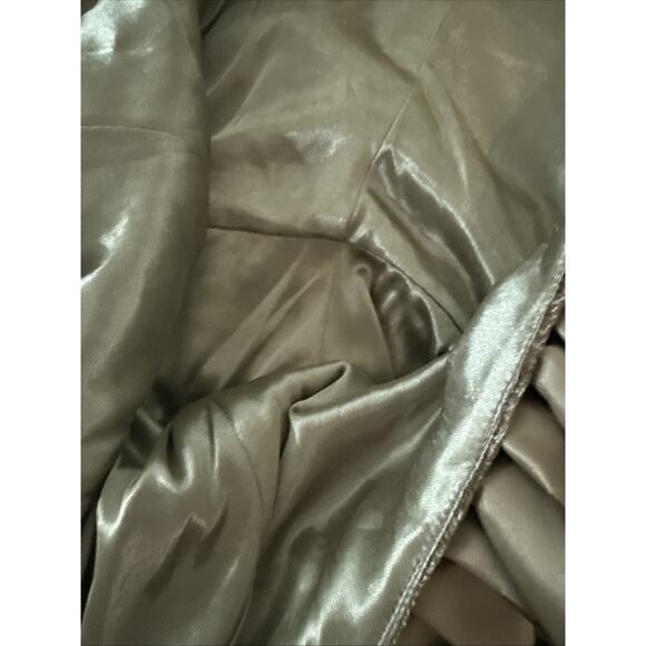 NWT Trish Scully Velvet Dress w/ 3D Floral Neckline — Women’s Size 8 - Picture 8 of 9